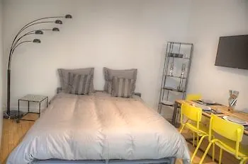 Apartman Le Marais - De *